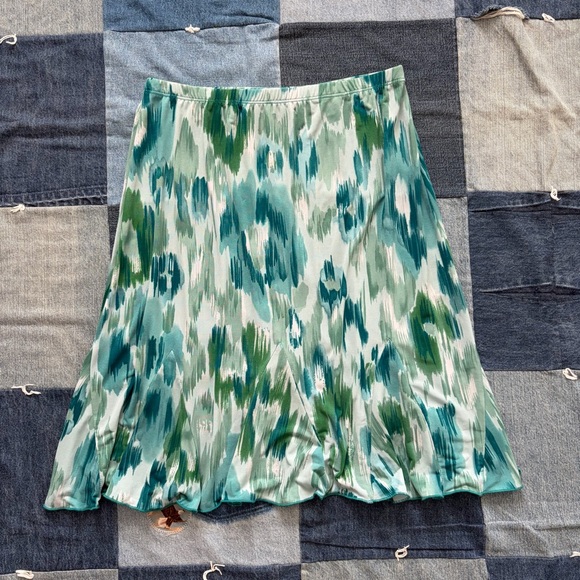 Worthington Dresses & Skirts - Worthington vintage ruffle watercolor abstract 90s skirt size M
